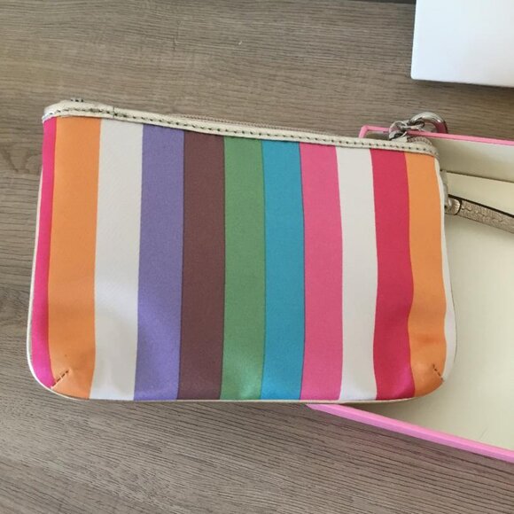 Coach Julia Legacy Satin Striped Multicolor Signature Wristlet Leather Trim NIB - Picture 3 of 4